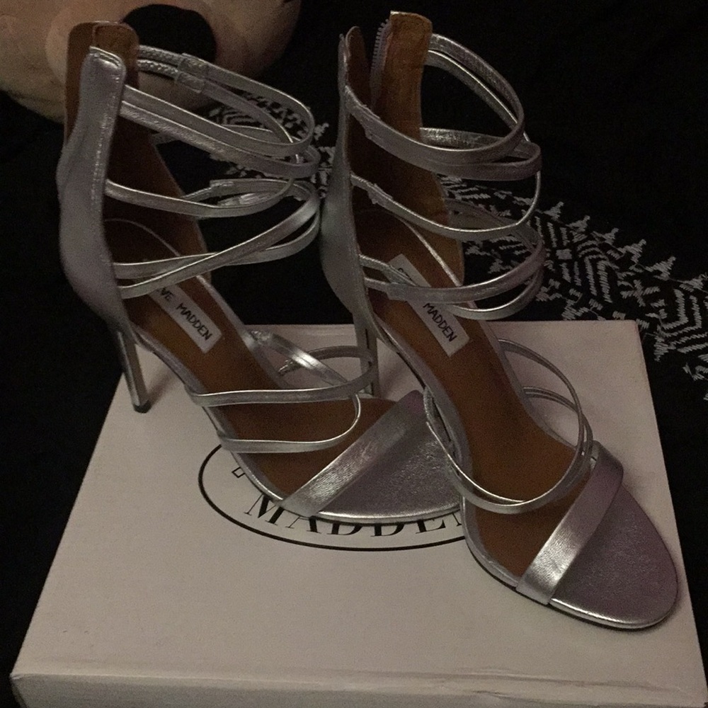 Steve Madden silver heals